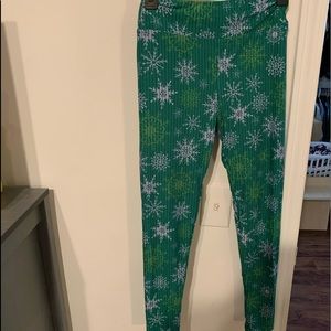 LuLaRoe Christmas Leggings size OS